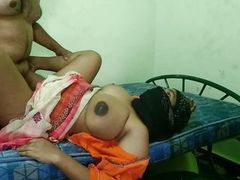 UhFuck presents: Sex in saree with muslim bhabhi