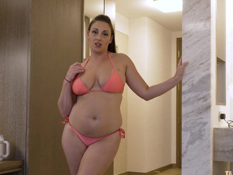UhFuck presents: Chubby melanie hicks moans while getting pleasured by her man