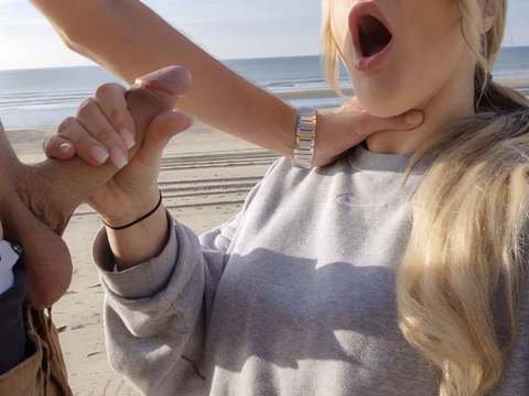 UhFuck presents: Outdoor after a blowjob for a stranger on the beach, i was fucked in public