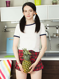 UhFuck presents: Watch this extremely sexy brunette girl as she reveals her beautiful shaved pussy while posing on the floor.